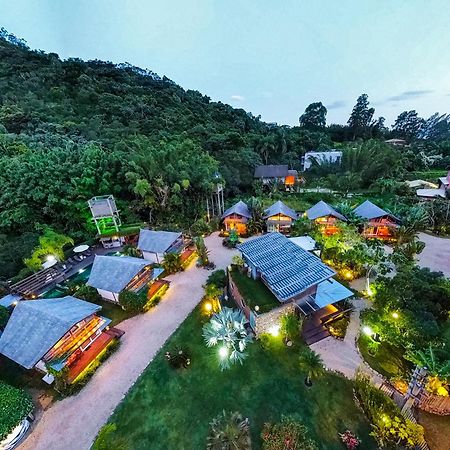 Village Do Luz بارا دي إيبيراكويرا المظهر الخارجي الصورة